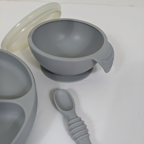 Bumkins 3 Piece Gray Silicone Baby Toddler Feeding Suction Plate Bowl and Spoon - Picture 5 of 7
